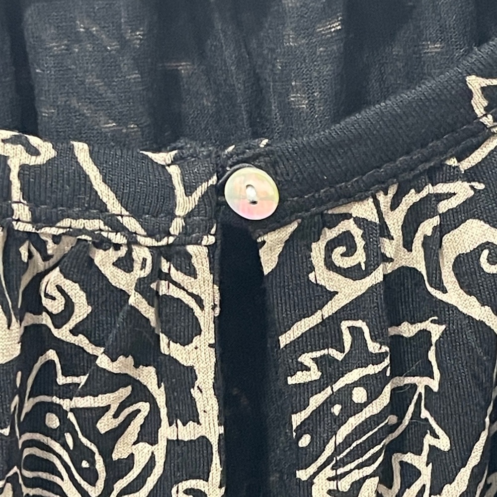 Lucky Brand Black Tan Boho Print 3/4 Sleeve Round Keyhole Neckline Too Size 3X - Picture 9 of 9